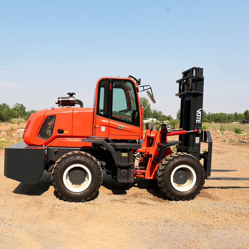 4.VTF-4000-Rough-Terrain-Forklift