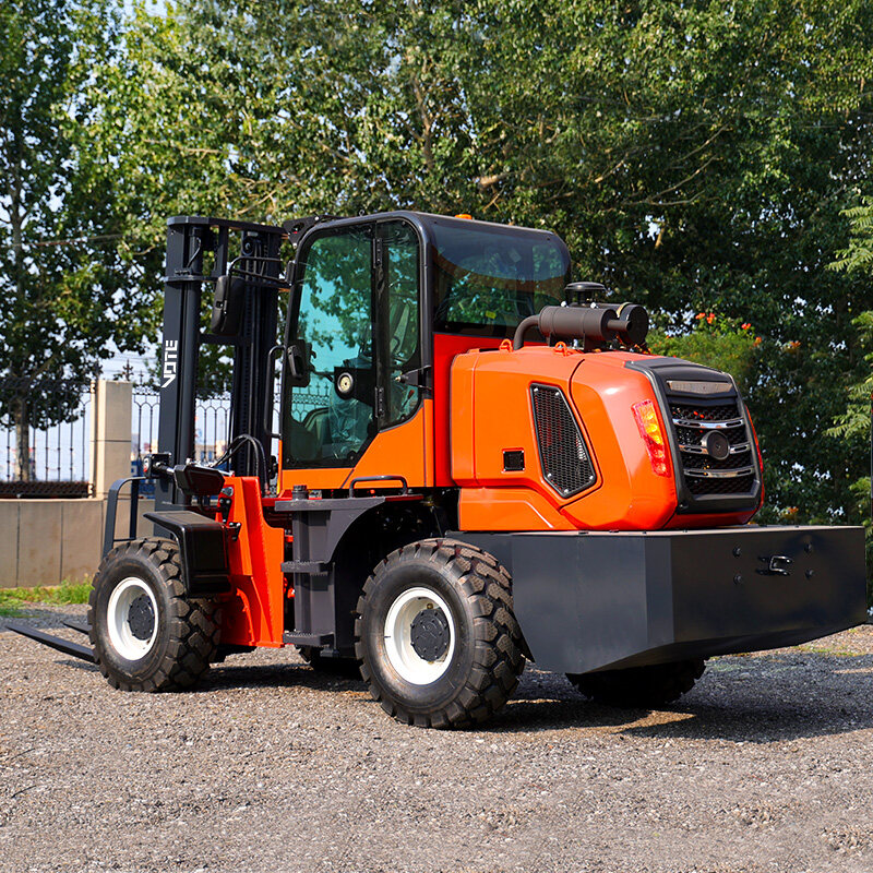 5.VTF-3000-Rough-Terrain-Forklift