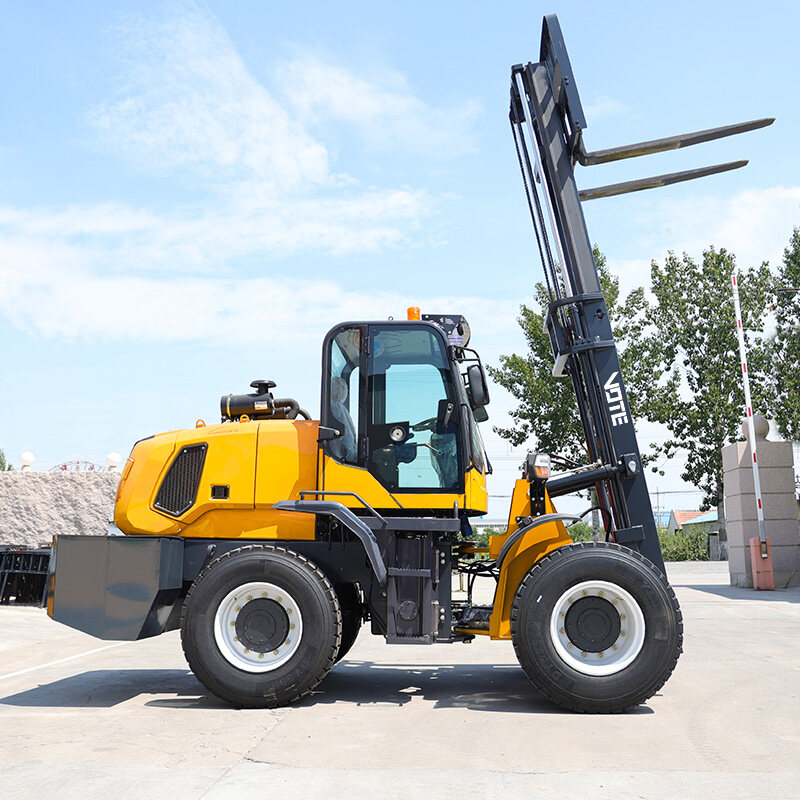 2.VTF-7000-Rough Terrain Forklift