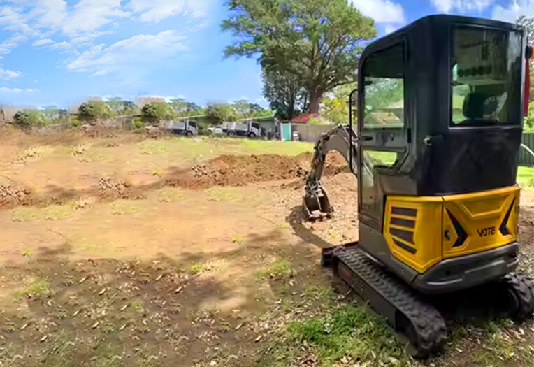 Vote-Mini-Excavator-20