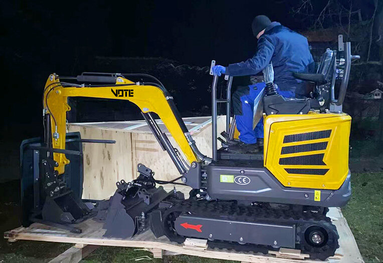 Vote-Mini-Excavator-18